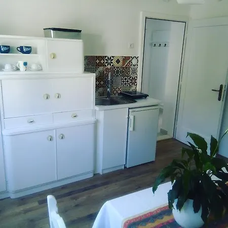 Apartman M&v تريبينيي